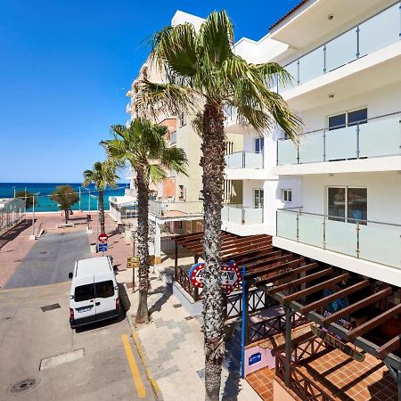 Apartamentos Charlys Can Picafort Кан Пикафорт Екстериор снимка