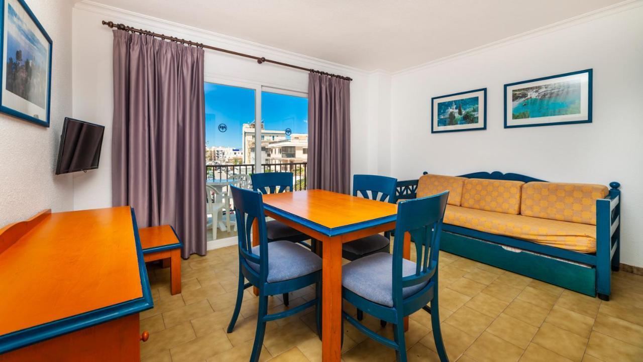 Apartamentos Charlys Can Picafort Кан Пикафорт Екстериор снимка
