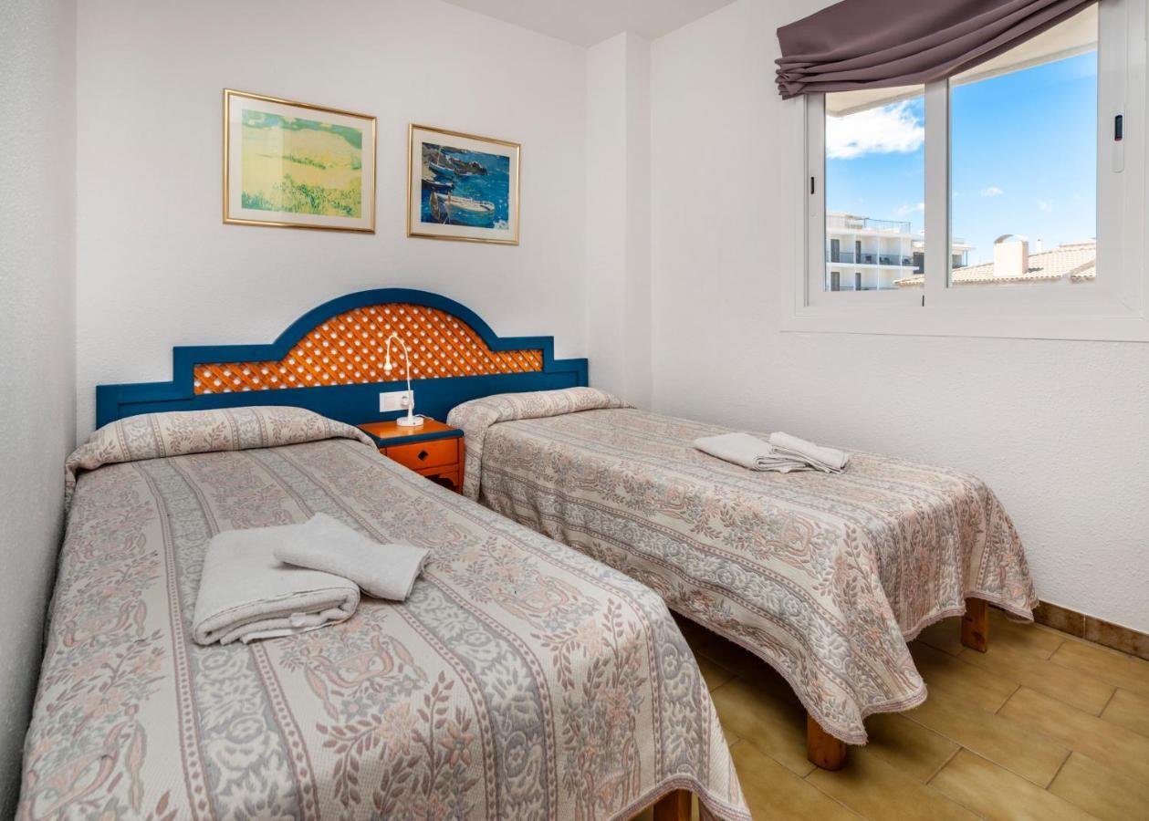 Apartamentos Charlys Can Picafort Кан Пикафорт Екстериор снимка